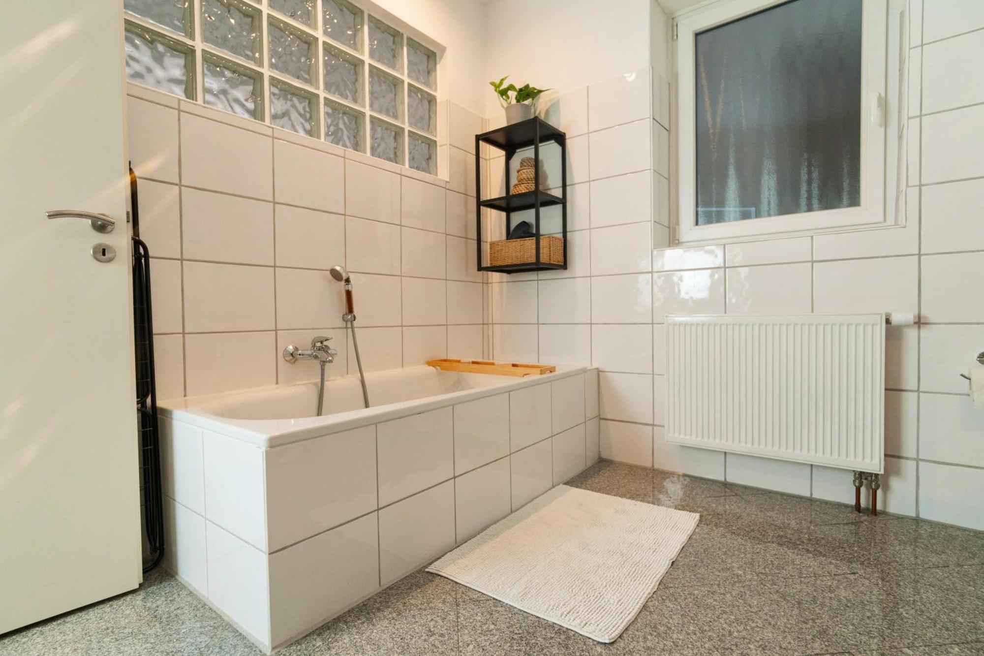 Urban Apartment - Stilvoll & Im Herzen Der Stadt Bremerhaven Ngoại thất bức ảnh
